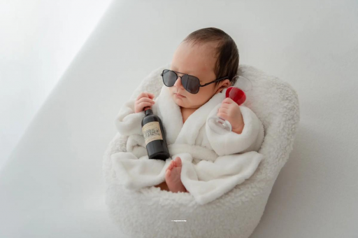 伊犁宝宝几个月可以吃西瓜 伊犁宝宝几个月可以吃西瓜