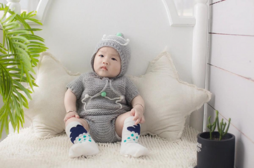 伊犁形容宝宝的笑容 伊犁形容宝宝的笑容